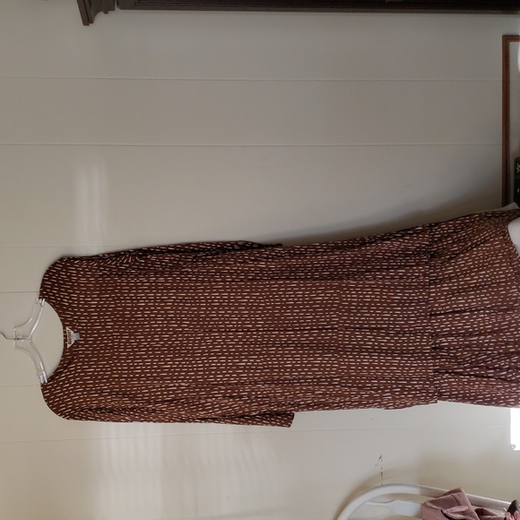 Asiacraft long sleeves dress. - Picture 1 of 3